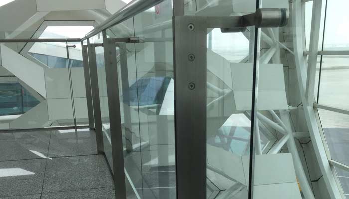 山東在建中機場不銹鋼立柱的使用 山東在建中機場不銹鋼立柱的使用